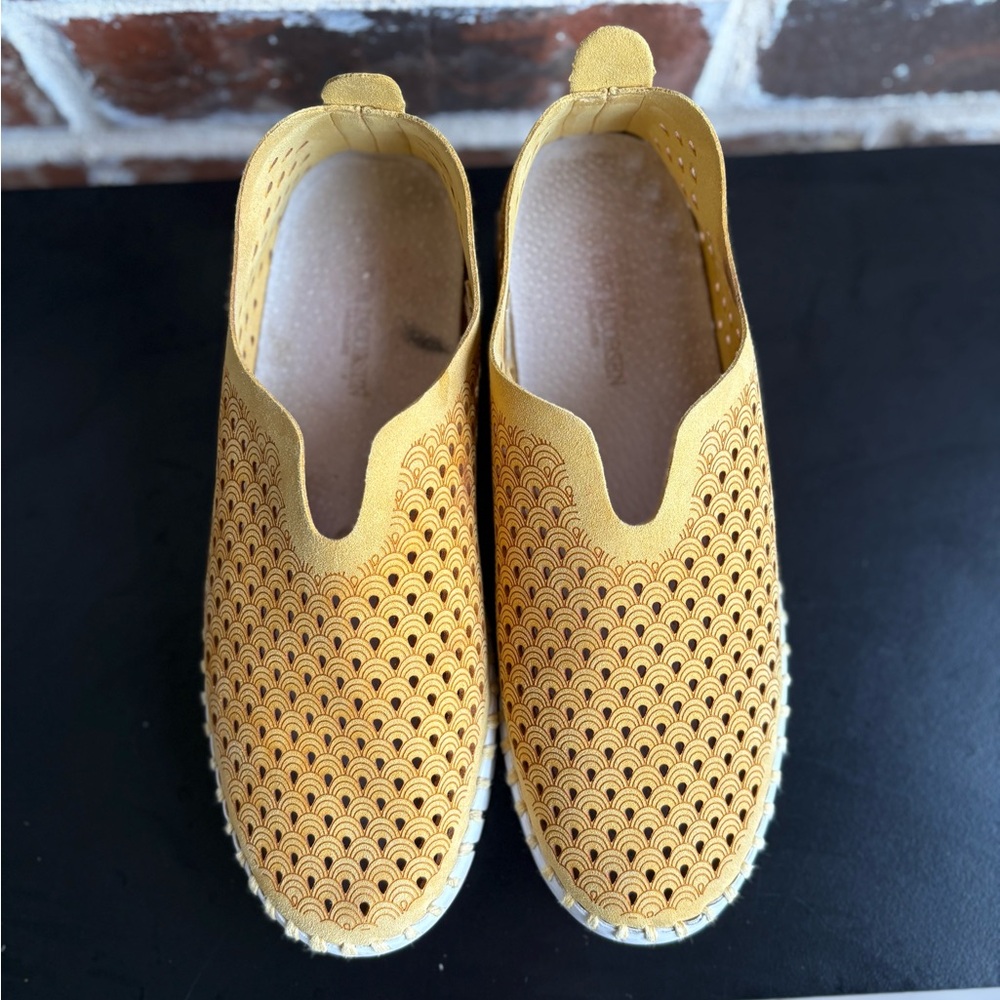 Ilse Jacobsen Hornbaek Tulip Gold Suede Perforated Slip-On Sneakers Size EU 39 - Picture 3 of 15
